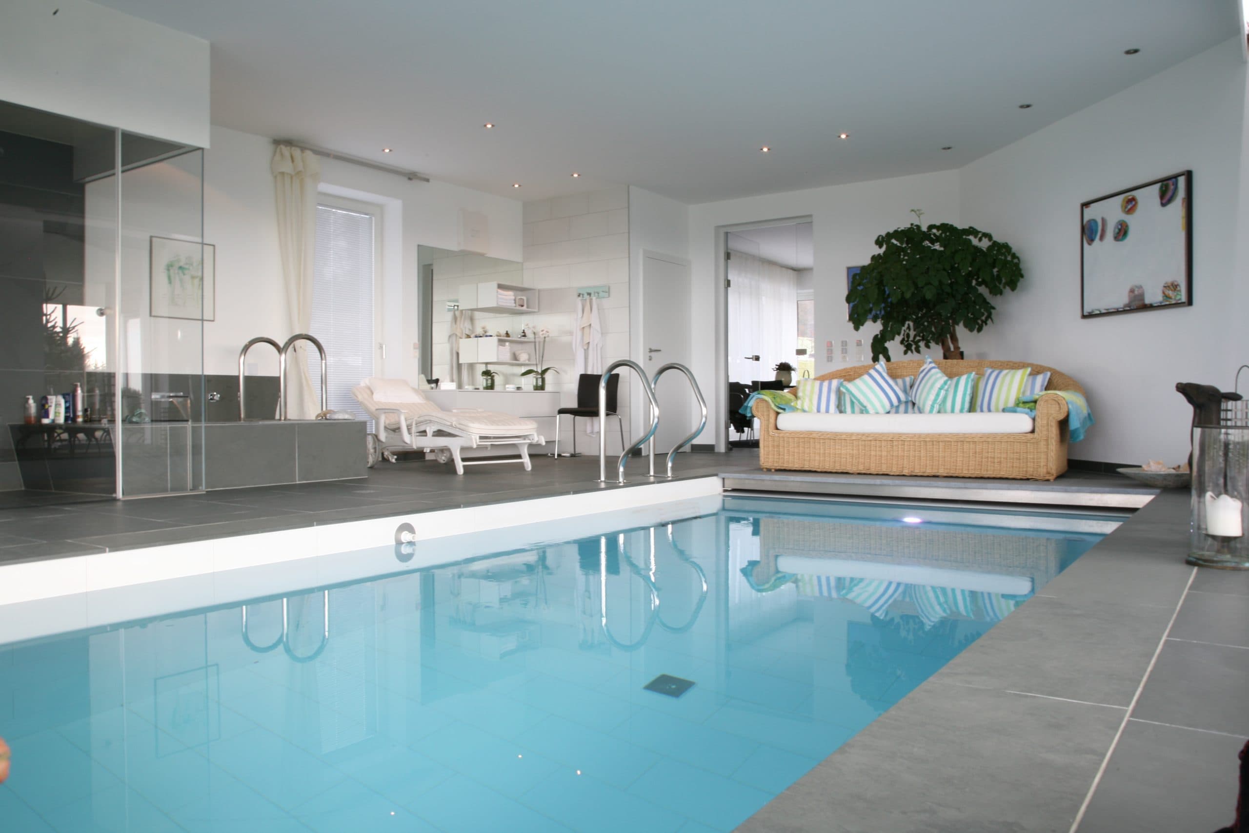 Indoor Pool - Hallenbad für dein Zuhause